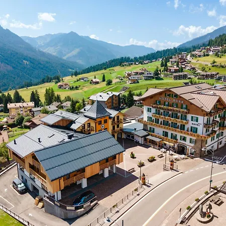Rosa Wellness & Szálloda Vigo di Fassa